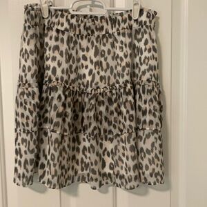 Women’s Loft leopard print mini skirt. Size: M.